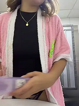 AngelBlushXXX: вебкам-шоу
