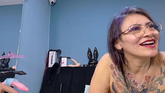 DonnaJoness' Live XXX Chat