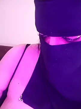 عرض كام Soltanadubai