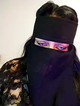 lmalikaahlamedubai webcam show