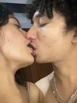 Kushina-fushihiro-uwux Adlı Modelin Web Kamerası Şovu