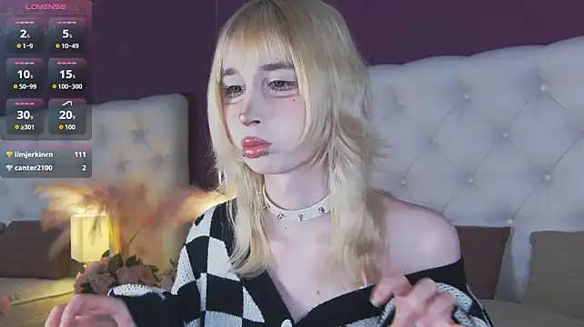 cutetomie Show in webcam