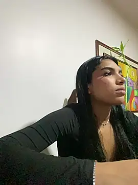הופעת וובקאם של VeronicaSaenzx