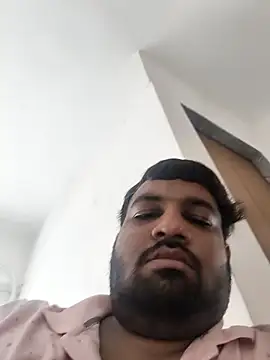vinay_smalldick Adlı Modelin Web Kamerası Şovu