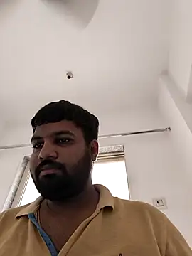 vinay_smalldick Adlı Modelin Canlı XXX Sohbeti