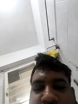 vinay_smalldickn Webbikameraesitys