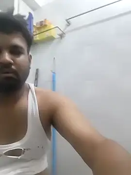 vinay_smalldick XXX чат на живо