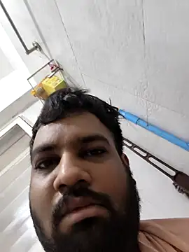 הופעת וובקאם של vinay_smalldick