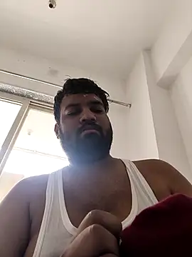 vinay_smalldick Adlı Modelin Web Kamerası Şovu