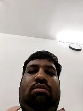 vinay_smalldick Show in webcam