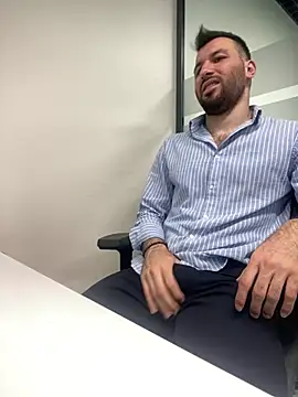 speddy34 Show in webcam