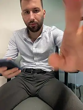 speddy34 Show in webcam