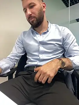 speddy34 Show in webcam