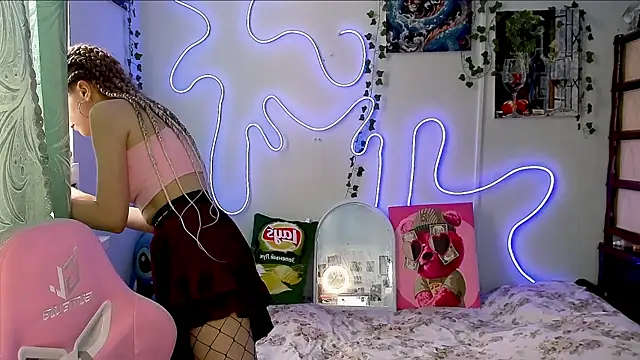 monika_kn Live XXX chat