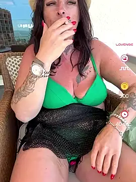 ScarletEire Webcam Show