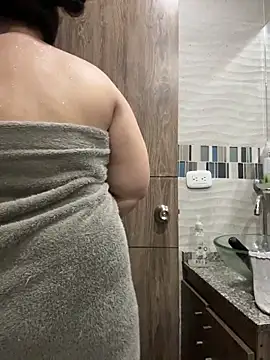 PortuPAWG XXX чат на живо