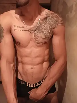 عرض كام HOTWOLF_FIT
