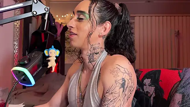 Show modela xoFrankie na web-kameri