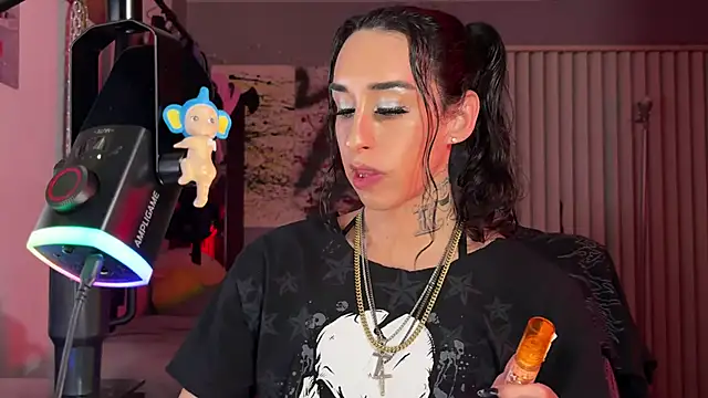 xoFrankie Шоу с уебкамера