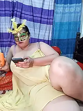 Chat +18 de Tanisha-Chy ao vivo