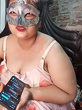 Tanisha-Chy 在線直播表演