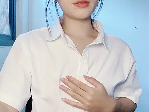 Miumiu028 网络视讯表演
