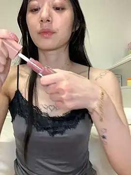 H_Kirachan – Naživo XXX chat