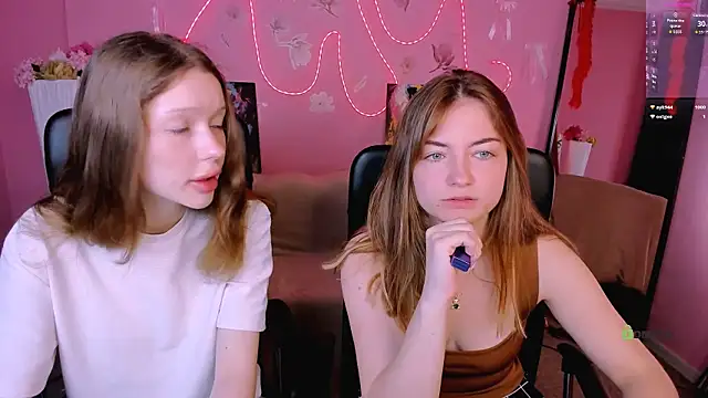 Вебкам-шоу khloebeauty