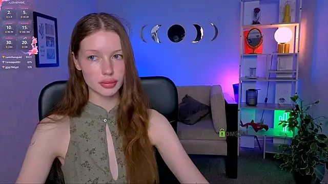 Show modela khloebeauty na web-kameri