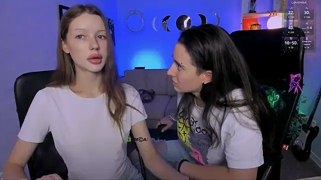 khloebeauty Adlı Modelin Canlı XXX Sohbeti