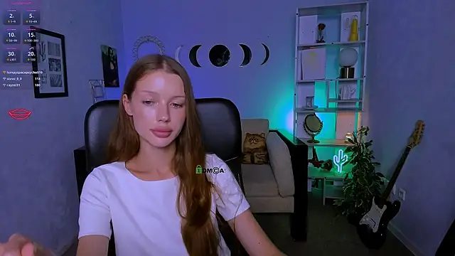 Вебкам-шоу khloebeauty