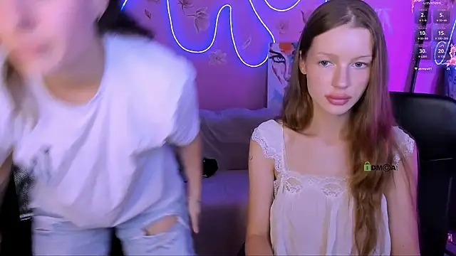 Show modela khloebeauty na web-kameri