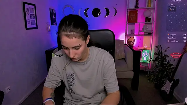 khloebeauty Webcam-Show