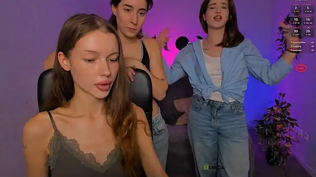 Вебкам-шоу khloebeauty