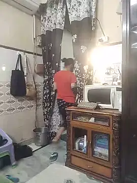 Rising_Queen ওয়েবক্যাম শো