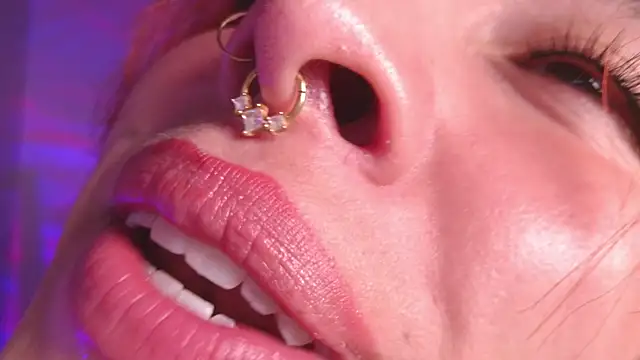 bri_von_dhara__ 即時 XXX 聊天