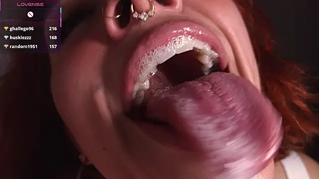 عرض كام bri_von_dhara__