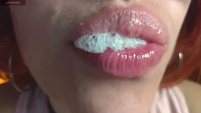 bri_von_dhara__'s Webcam Show