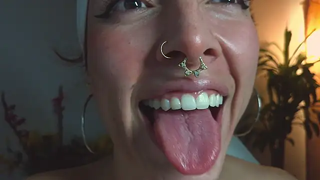 bri_von_dhara__ Chat XXX in diretta