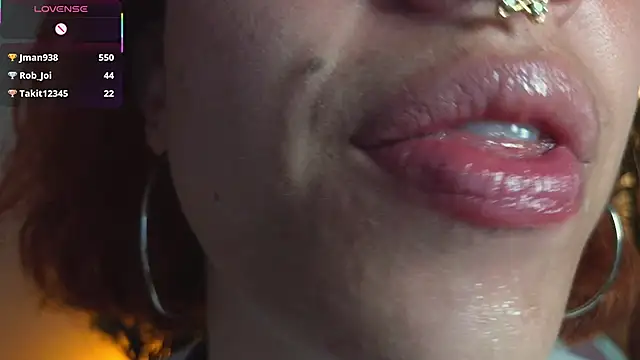 צ'אט XXX בשידור חי של bri_von_dhara__