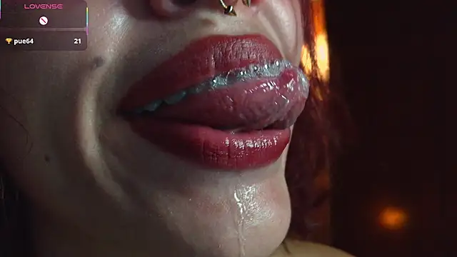 Chat XXX en directo de bri_von_dhara__