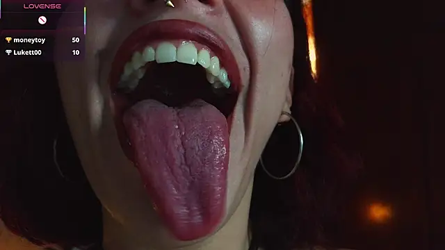 bri_von_dhara__ Шоу с уебкамера