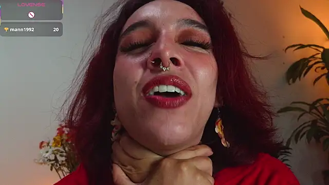 Czat XXX na żywo – bri_von_dhara__
