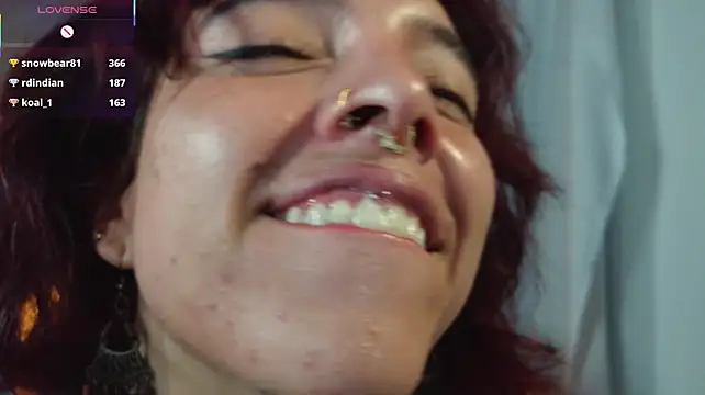 bri_von_dhara__ Adlı Modelin Canlı XXX Sohbeti