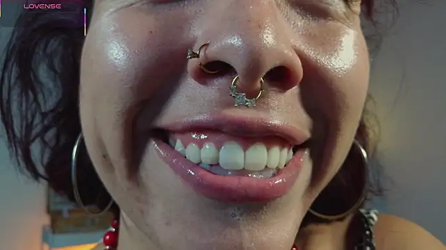 bri_von_dhara__ – Naživo XXX chat