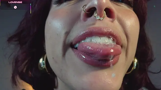 bri_von_dhara__'s Webcam Show