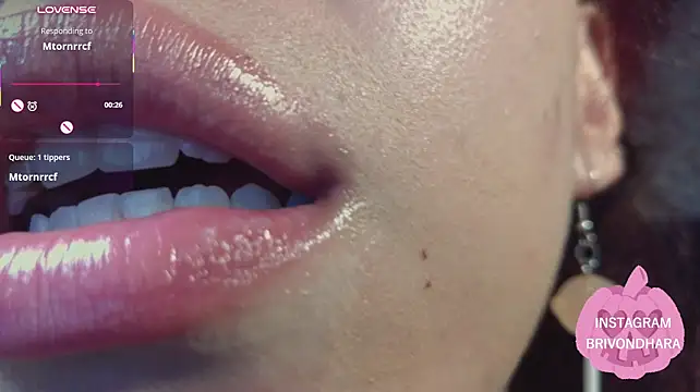 bri_von_dhara__ 웹캠 쇼