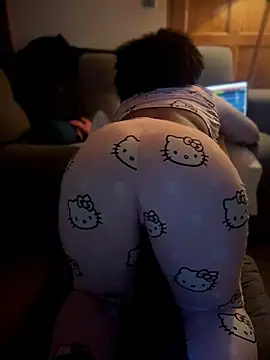 Rizos_hot_official's Webcam Show