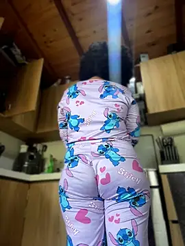XXX chat uživo modela Rizos_hot_official