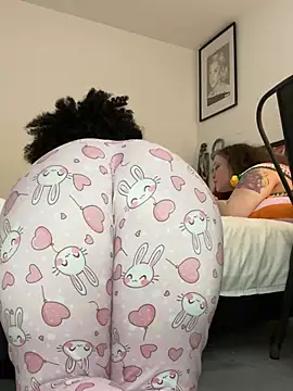 Rizos_hot_official élő XXX-chatje